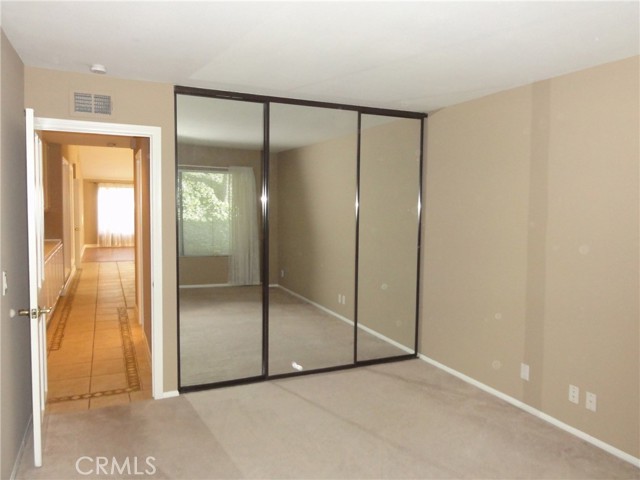 Detail Gallery Image 14 of 21 For 337 Fox Hills Dr, Thousand Oaks,  CA 91361 - 4 Beds | 2/1 Baths