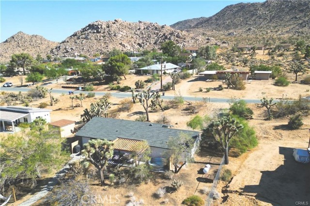 Detail Gallery Image 1 of 38 For 60962 Sandalwood Trl, Joshua Tree,  CA 92252 - 2 Beds | 2 Baths