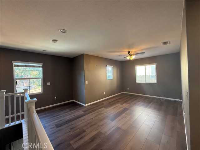 Detail Gallery Image 25 of 34 For 1264 Reisling, Perris,  CA 92571 - 5 Beds | 3 Baths