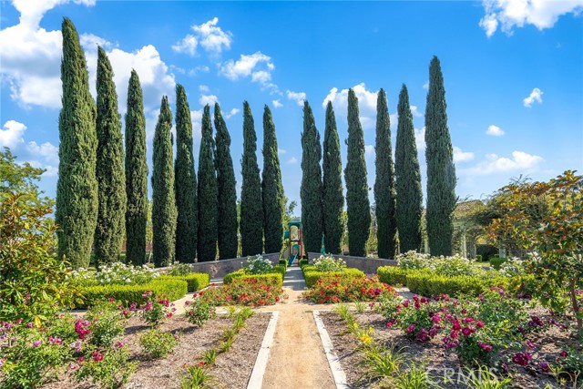 7265 Enclave Drive, Eastvale CA: https://media.crmls.org/medias/8803ad89-ab0d-4558-a2f0-96441ea420e8.jpg