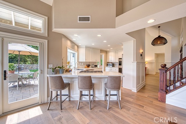 Detail Gallery Image 12 of 40 For 23271 via Dorado, Coto de Caza,  CA 92679 - 4 Beds | 3/1 Baths