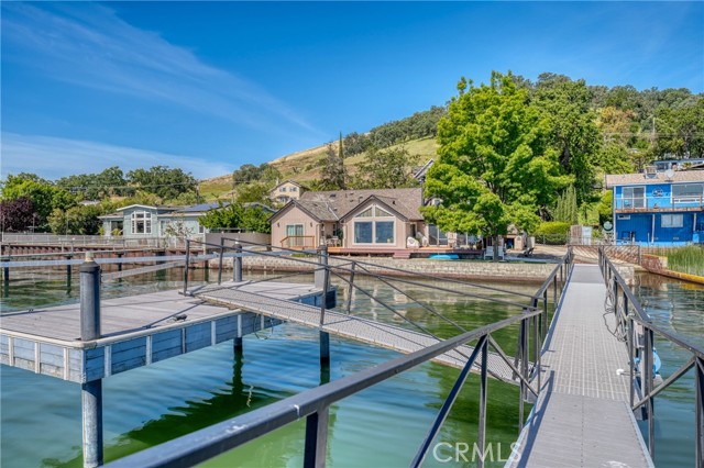 3790 Lakeshore Boulevard, Lakeport CA: https://media.crmls.org/medias/88046fcc-dbb2-49ba-9c05-0c6b19717851.jpg