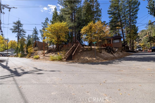 Detail Gallery Image 1 of 54 For 2242 Deep Creek Dr, Running Springs,  CA 92382 - 2 Beds | 2 Baths