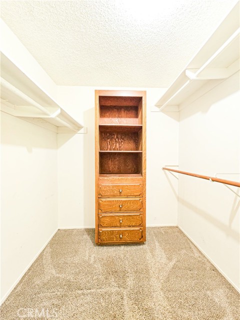 Detail Gallery Image 16 of 45 For 1654 W Vartikian Ave, Fresno,  CA 93711 - 3 Beds | 2/1 Baths
