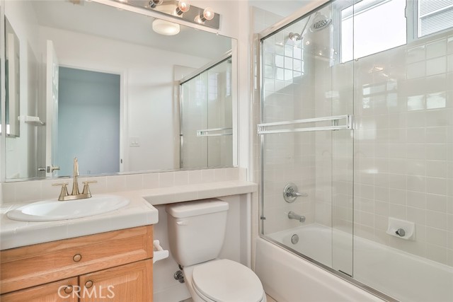 3966 Leighton Point Rd., Calabasas CA: https://media.crmls.org/medias/8805bc19-dcec-4090-9303-afb893d2bfa7.jpg