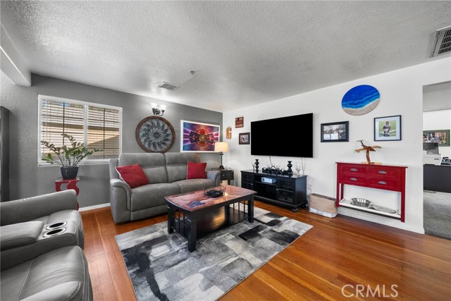 Detail Gallery Image 16 of 34 For 17717 Sierra Trl, Lake Hughes,  CA 93532 - 3 Beds | 2 Baths