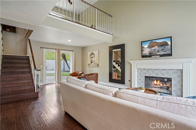 Image 4 of 36 For 28081 Wentworth
