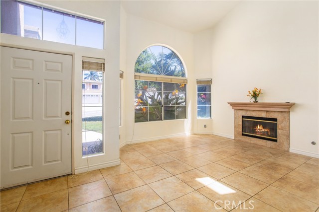 Detail Gallery Image 8 of 51 For 22785 Raven Way, Grand Terrace,  CA 92313 - 3 Beds | 2/1 Baths