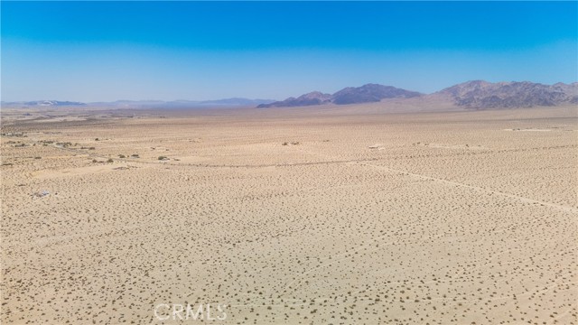 Detail Gallery Image 8 of 20 For 1 Ironage Peak Rd, Twentynine Palms,  CA 92277 - – Beds | – Baths