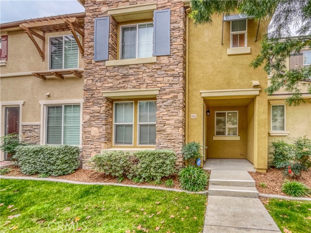 Detail Gallery Image 1 of 1 For 30505 Canyon Hills Rd #2002,  Lake Elsinore,  CA 92532 - 3 Beds | 2/1 Baths