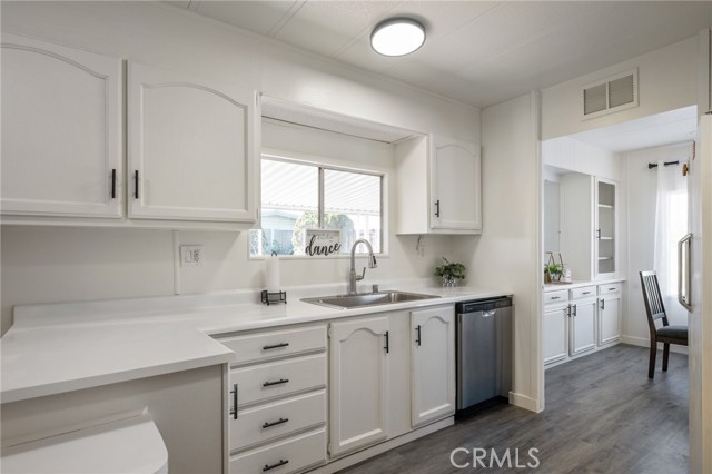 Detail Gallery Image 7 of 51 For 1065 Lomita Blvd #49,  Harbor City,  CA 90710 - 2 Beds | 2 Baths