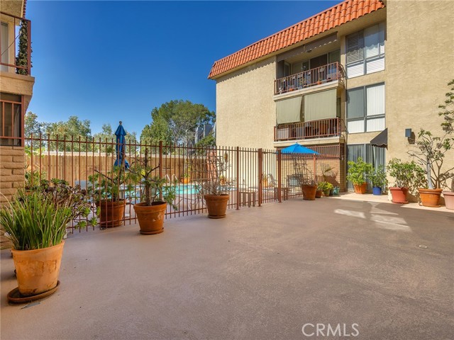 5875 Doverwood Drive, 103 photo 35
