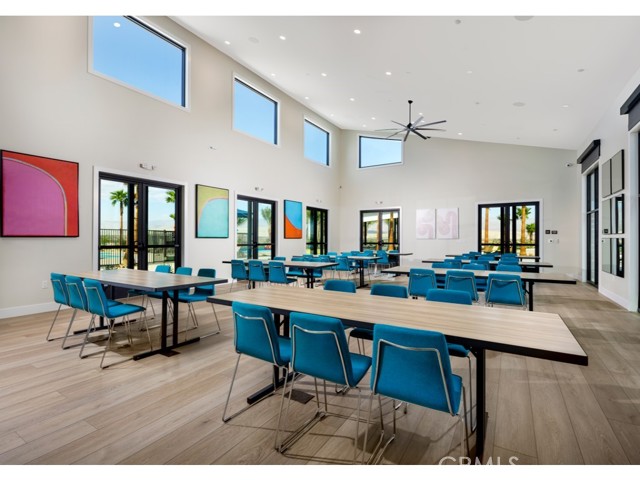 Detail Gallery Image 5 of 23 For 36357 Warren Dr, Palm Desert,  CA 92211 - 4 Beds | 3 Baths