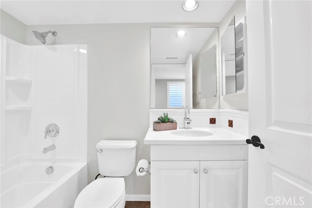 873 Terrace Lane W, Diamond Bar CA: https://media.crmls.org/medias/8808f2d7-11f6-49c8-b6fd-a12ebf6147dc.jpg