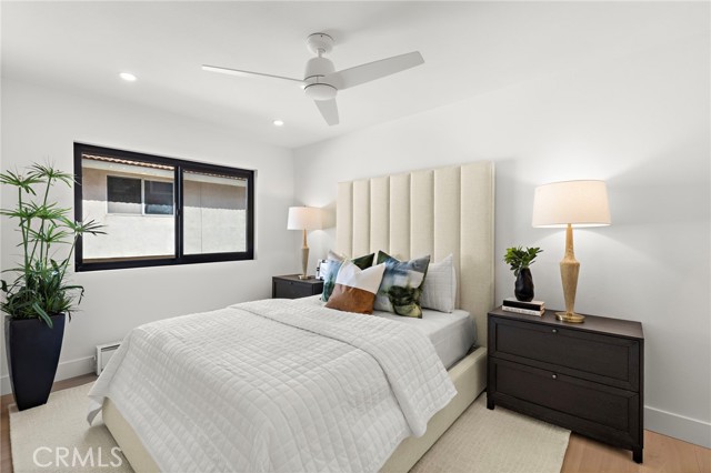Detail Gallery Image 10 of 36 For 600 E Oceanfront 1a,  Newport Beach,  CA 92661 - 3 Beds | 2 Baths