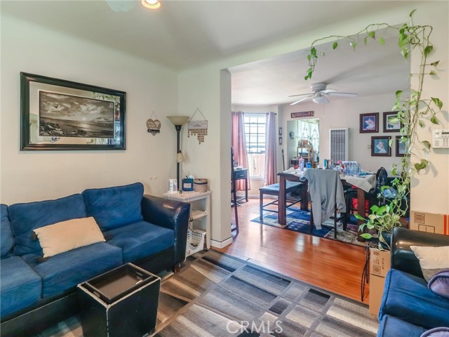 2642 E Washington Street, Carson CA: https://media.crmls.org/medias/8809806d-4690-49a4-bc25-9d2a7d1e56f1.jpg