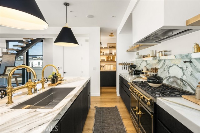 412 29th Street, Newport Beach CA: https://media.crmls.org/medias/88099cdb-ac98-41a5-8df1-5d4211768a0b.jpg