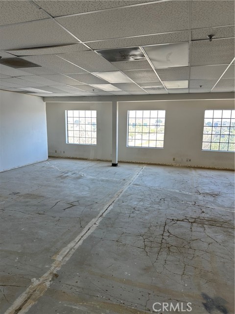 Commercial for Sale in Victorville, California