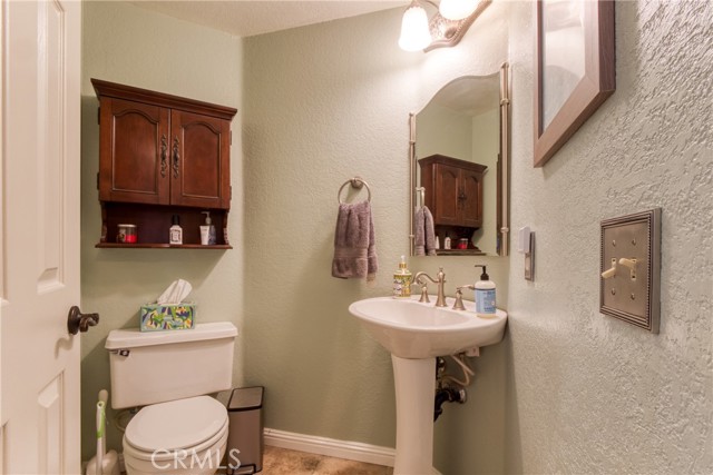 Detail Gallery Image 24 of 30 For 23903 Creekwood Dr, Moreno Valley,  CA 92557 - 4 Beds | 2/1 Baths