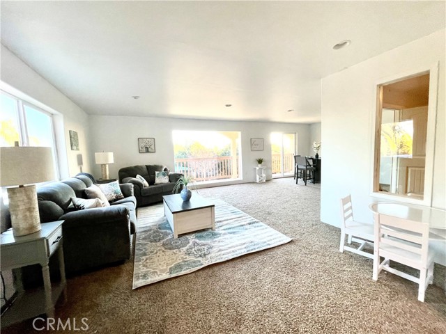 4438 Via De Los Cepillos, Bonsall, California 92003, 7 Bedrooms Bedrooms, ,7 BathroomsBathrooms,Residential,For Sale,Via De Los Cepillos,IV24102895