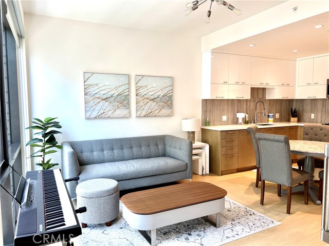 Detail Gallery Image 3 of 38 For 400 S Broadway #811,  Los Angeles,  CA 90013 - 1 Beds | 1 Baths