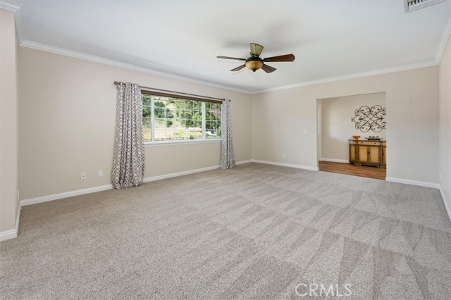 Detail Gallery Image 10 of 56 For 28838 Lincoln, Castaic,  CA 91384 - 3 Beds | 3 Baths