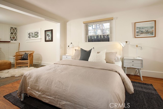 Detail Gallery Image 8 of 33 For 2057 Oakwood St, Pasadena,  CA 91104 - 2 Beds | 1 Baths