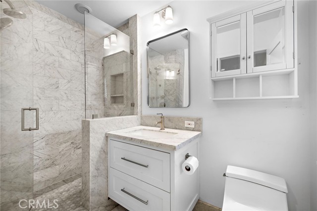 Detail Gallery Image 30 of 37 For 1725 Skylark, Newport Beach,  CA 92660 - 5 Beds | 4/1 Baths