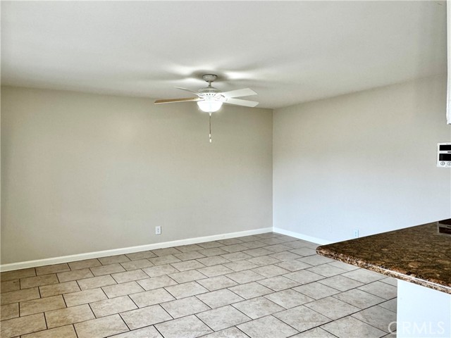 912 Gladys Avenue, Long Beach CA: https://media.crmls.org/medias/880eb367-2b05-44aa-a9a1-18be4d547a60.jpg