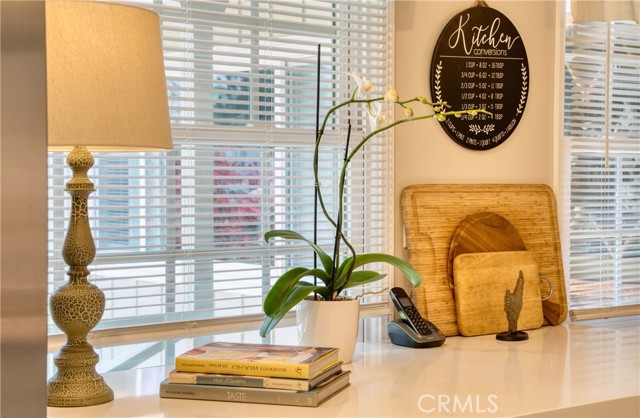 430 N Canyon Boulevard, Monrovia CA: https://media.crmls.org/medias/8810302e-5586-4a81-ab8b-9481471b2571.jpg