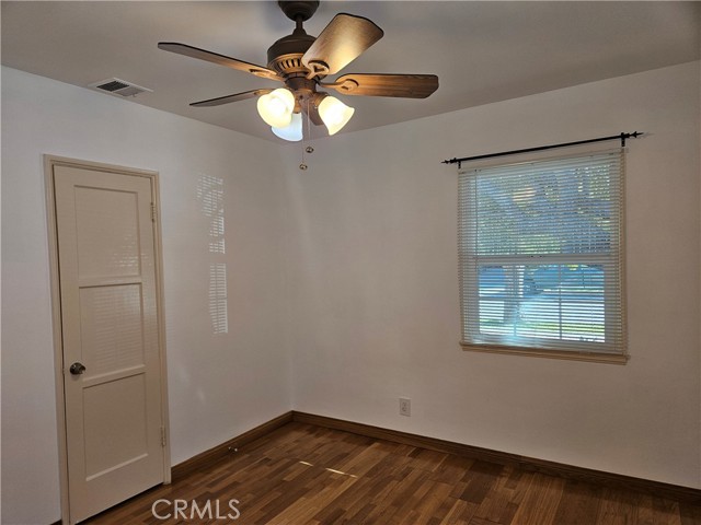 Detail Gallery Image 18 of 39 For 18237 Valley Vista Bld, Tarzana,  CA 91356 - 2 Beds | 1 Baths