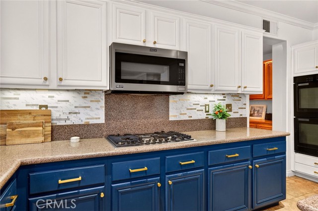 Detail Gallery Image 13 of 47 For 33756 Salvia, Murrieta,  CA 92563 - 5 Beds | 3 Baths