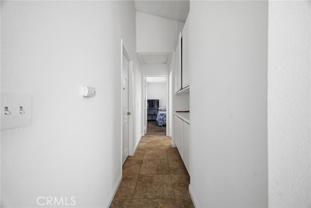 Detail Gallery Image 27 of 38 For 14673 Owens River, Victorville,  CA 92392 - 5 Beds | 3 Baths