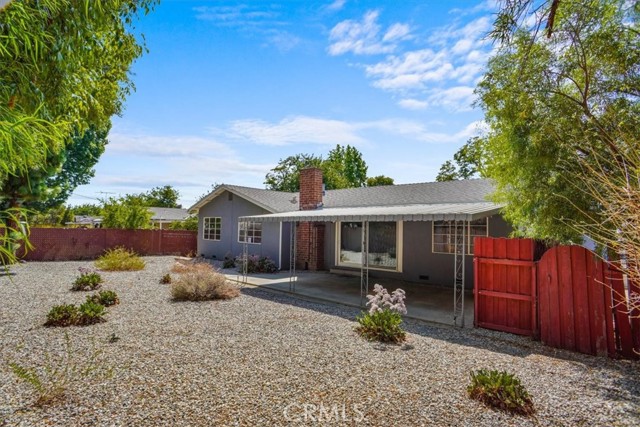 8444 Remmet Avenue, Canoga Park CA: https://media.crmls.org/medias/881295c8-8ed1-42a1-9649-22c81e6b5577.jpg