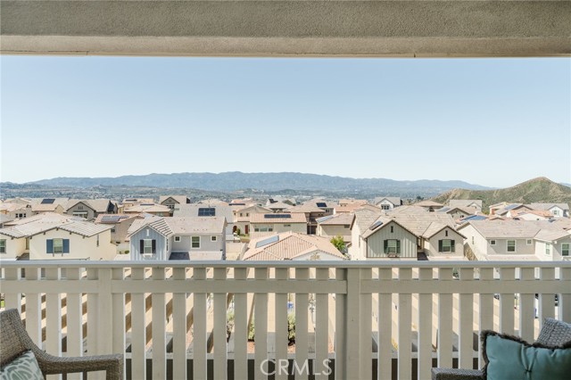 Detail Gallery Image 49 of 75 For 18108 Esker Ln, Canyon Country,  CA 91350 - 5 Beds | 3 Baths