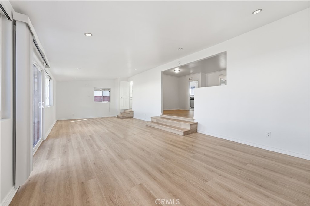 MLS #OC26156592 image #16