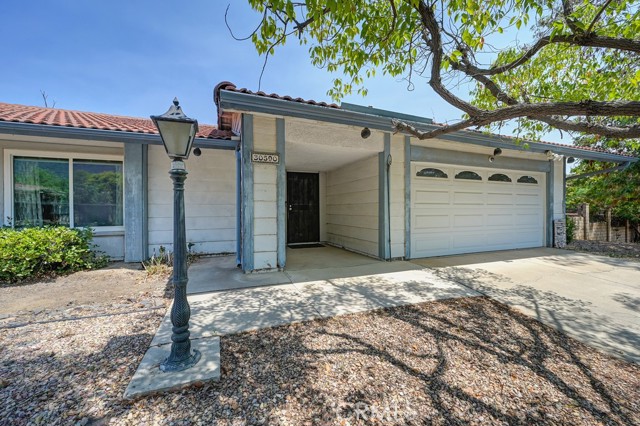 30590 Plumas Street, Lake Elsinore CA: https://media.crmls.org/medias/88138053-f2d0-4b8d-857f-6e056adfa473.jpg