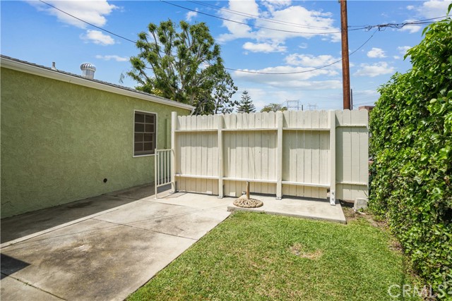 Detail Gallery Image 25 of 27 For 1200 N Valley St, Burbank,  CA 91505 - 4 Beds | 2 Baths