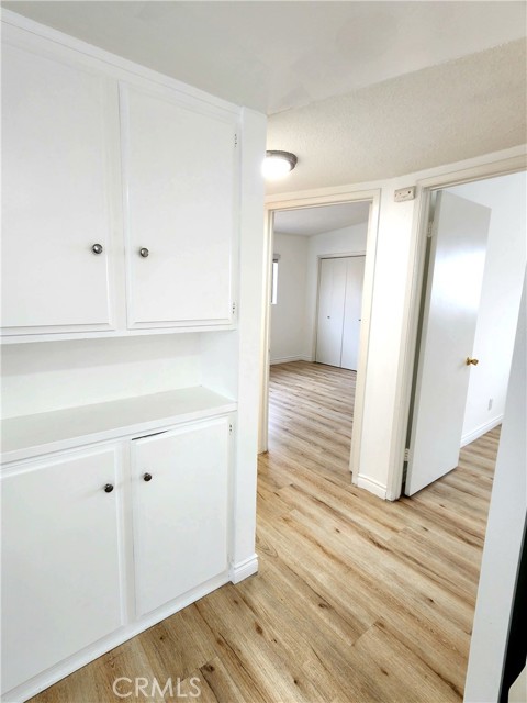 Detail Gallery Image 12 of 17 For 326 10th Place, Manhattan Beach,  CA 90266 - 3 Beds | 2 Baths