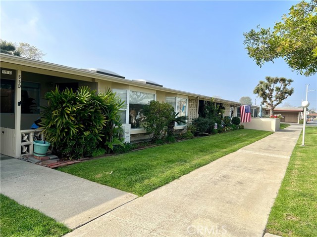 Detail Gallery Image 2 of 17 For 1311 Twin Hills Dr., M12-55d, Seal Beach,  CA 90740 - 2 Beds | 1 Baths