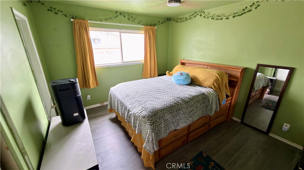 https://media.crmls.org/medias/88163c4b-dda4-4b9b-98fd-37247c9970eb.jpg?preset=X-Large