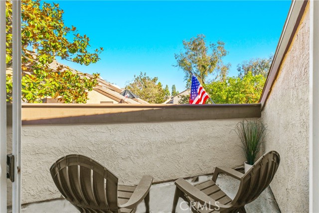 Detail Gallery Image 16 of 21 For 924 Hyde Ct, Costa Mesa,  CA 92626 - 2 Beds | 3 Baths