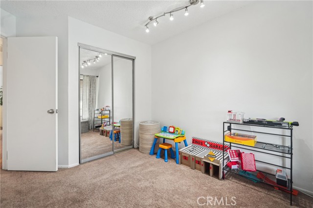 15 Goldstar Place, Pomona CA: https://media.crmls.org/medias/8816b312-1c6c-4fad-b07c-e3a9852678c5.jpg
