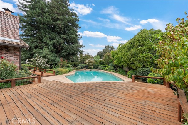 55 Roseanna Court, Chico CA: https://media.crmls.org/medias/88178455-3370-4229-8e19-5a611f2a0430.jpg