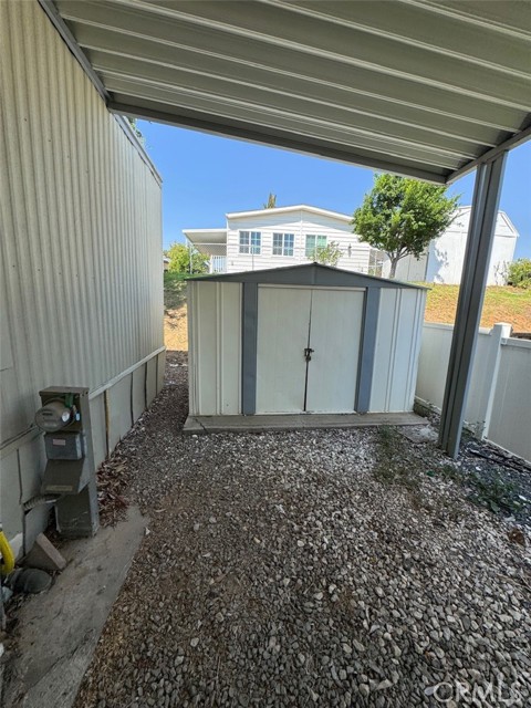 15181 Van Buren Boulevard, Riverside CA: https://media.crmls.org/medias/8817d054-ac36-42c1-b405-3b37d6639a85.jpg