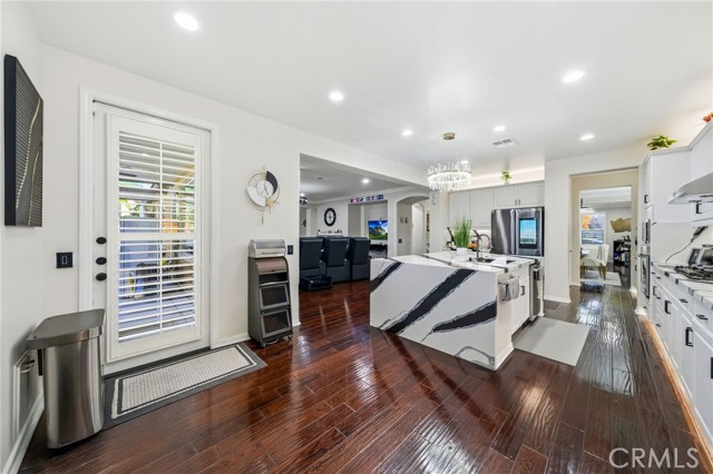 Detail Gallery Image 31 of 74 For 35409 Summerholly Ln, Murrieta,  CA 92563 - 6 Beds | 4/1 Baths