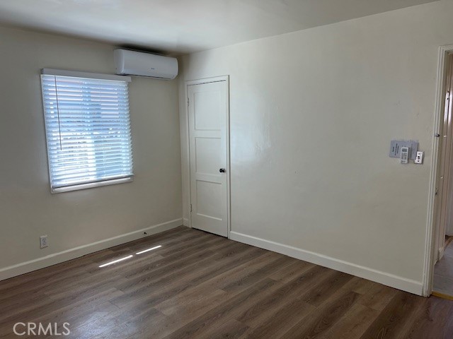 211 N Alhambra Avenue, Monterey Park CA: https://media.crmls.org/medias/881806ed-0467-4050-a952-ba633ee971e8.jpg