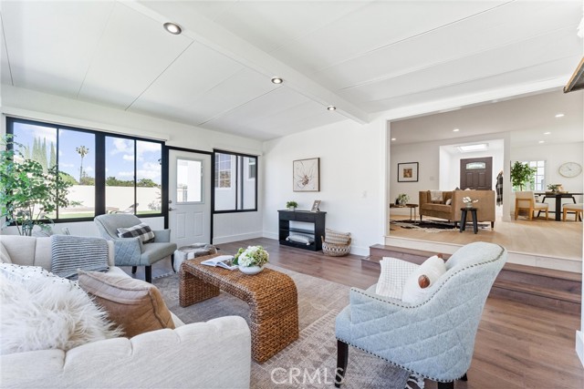 18011 Theodora Drive, Tustin CA: https://media.crmls.org/medias/88181094-d073-442c-8620-9f7bdc762966.jpg