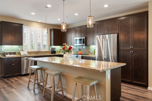 Breakfast bar for casual dining