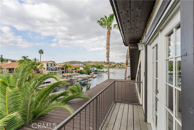 Detail Gallery Image 29 of 69 For 22294 Whirlaway Ct, Canyon Lake,  CA 92587 - 3 Beds | 2 Baths